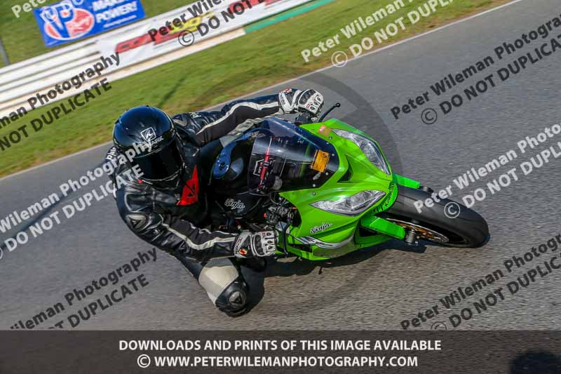 PJ Motorsport Photography 2018;enduro digital images;event digital images;eventdigitalimages;mallory park;mallory park photographs;mallory park trackday;mallory park trackday photographs;no limits trackdays;peter wileman photography;racing digital images;trackday digital images;trackday photos